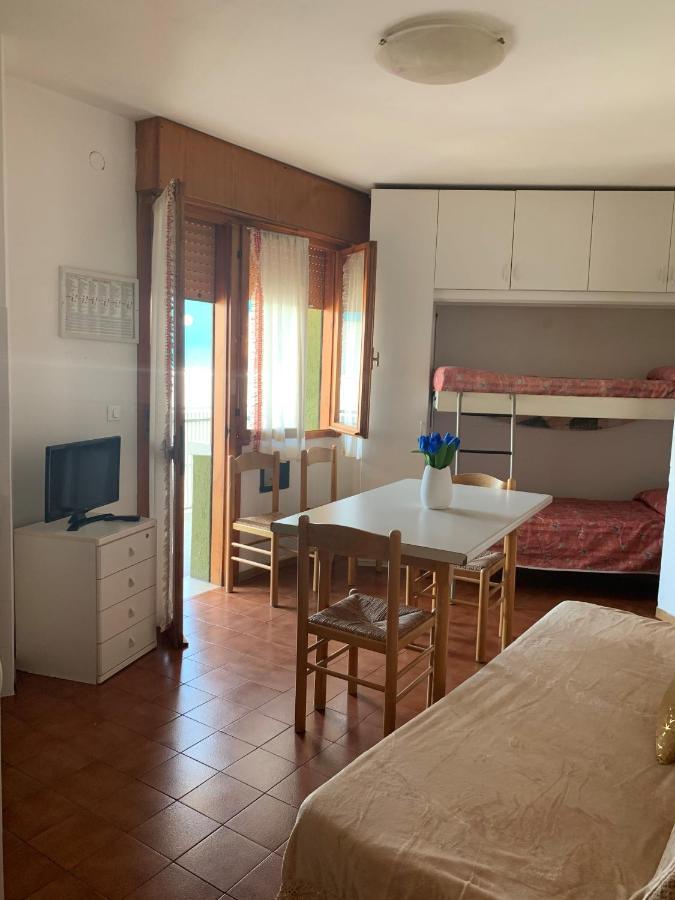Condominio Moschettieri Monolocale Bibione Ngoại thất bức ảnh